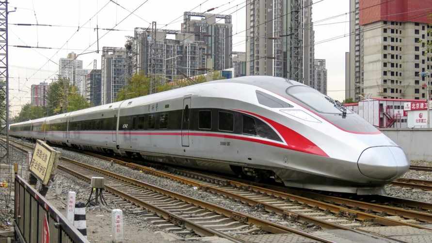 БелЖД готовит масштабное обновление поездов. Откуда приедут 30 электричек?