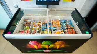 Минский завод выпустил пасхальное мороженое