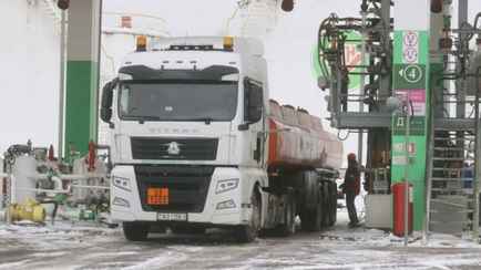 «Белоруснефть» позвала водителей на зарплату на 37% выше средней. Какие требования