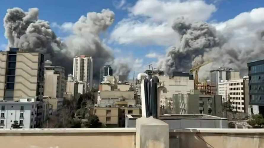 Израиль в воскресенье ударил в «сердце» Ирана