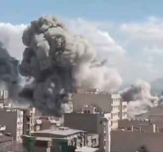 Сразу 50 израильских истребителей нанесли удар по центру Тегерана