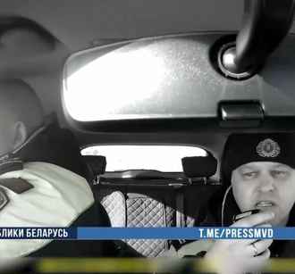 Под Столбцами инспекторы ГАИ стреляли в машину, а остановил ее столкновением попутный BMW