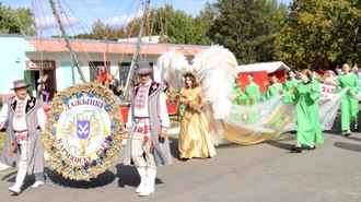 Коротьки, Шени и не только. Турчин назвал самые благоустроенные деревни и города в Беларуси