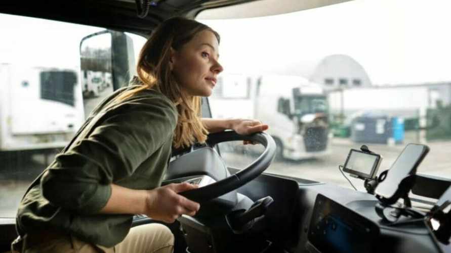 Можно ли безработным получить бесплатно новую профессию без отработки? В Минтруда дали разъяснение