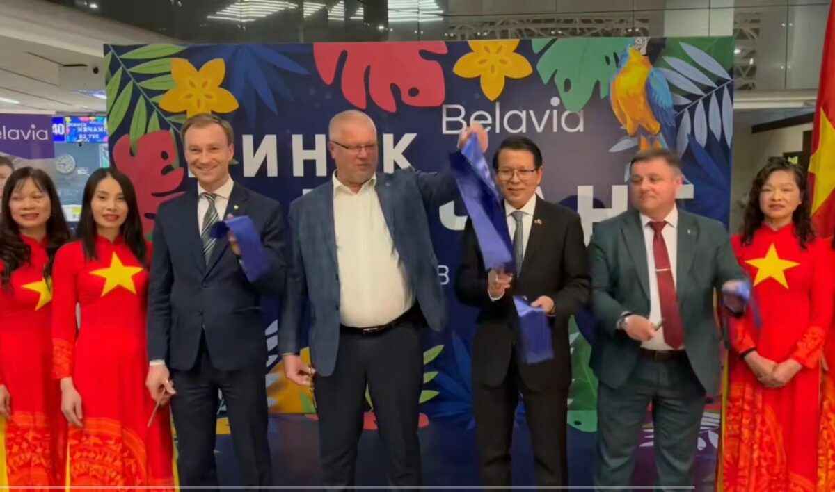 Первый самолёт «Белавиа» долетел до вьетнамского Нячанга