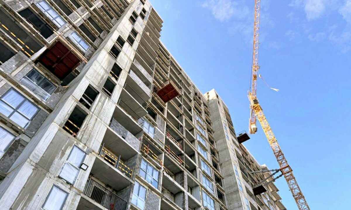 Очереди на жилье в Беларуси стали сокращаться быстрее. Причина не только в строительстве?