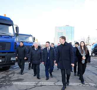 В мэрии Минска отказались от краски на дорогах. Вот чем теперь наносят разметку