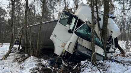 На Гомельщине в ДТП фуры с легковушкой погибла женщина с 9-летним сыном