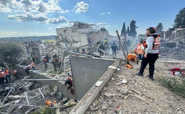 Иранская баллистическая ракета ударила по жилому дому в Израиле - 9 человек погибли