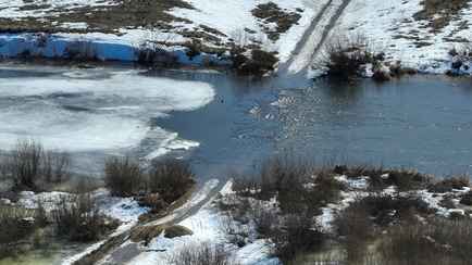 Под Мстиславлем автомобильный мост ушёл под воду