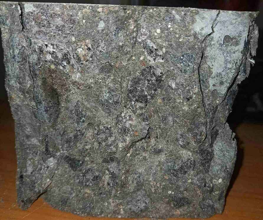 Белорусские учёные придумали, как уменьшить трещины на дорогах и сэкономить на ямочном ремонте