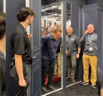 «Со Шварценеггерром что-то не так» — Вирусное видео породило волну догадок