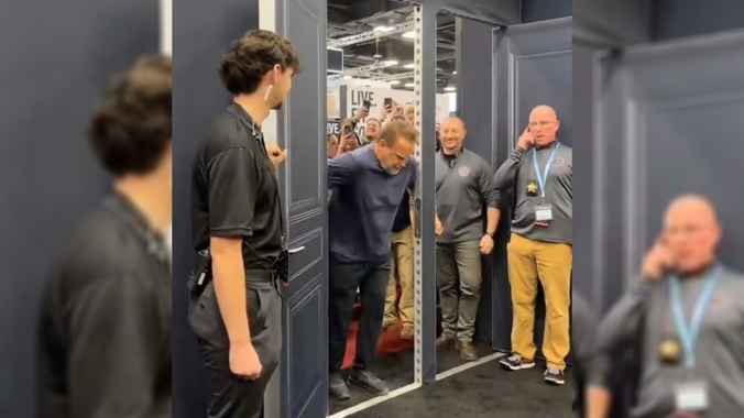 «Со Шварценеггерром что-то не так» — Вирусное видео породило волну догадок