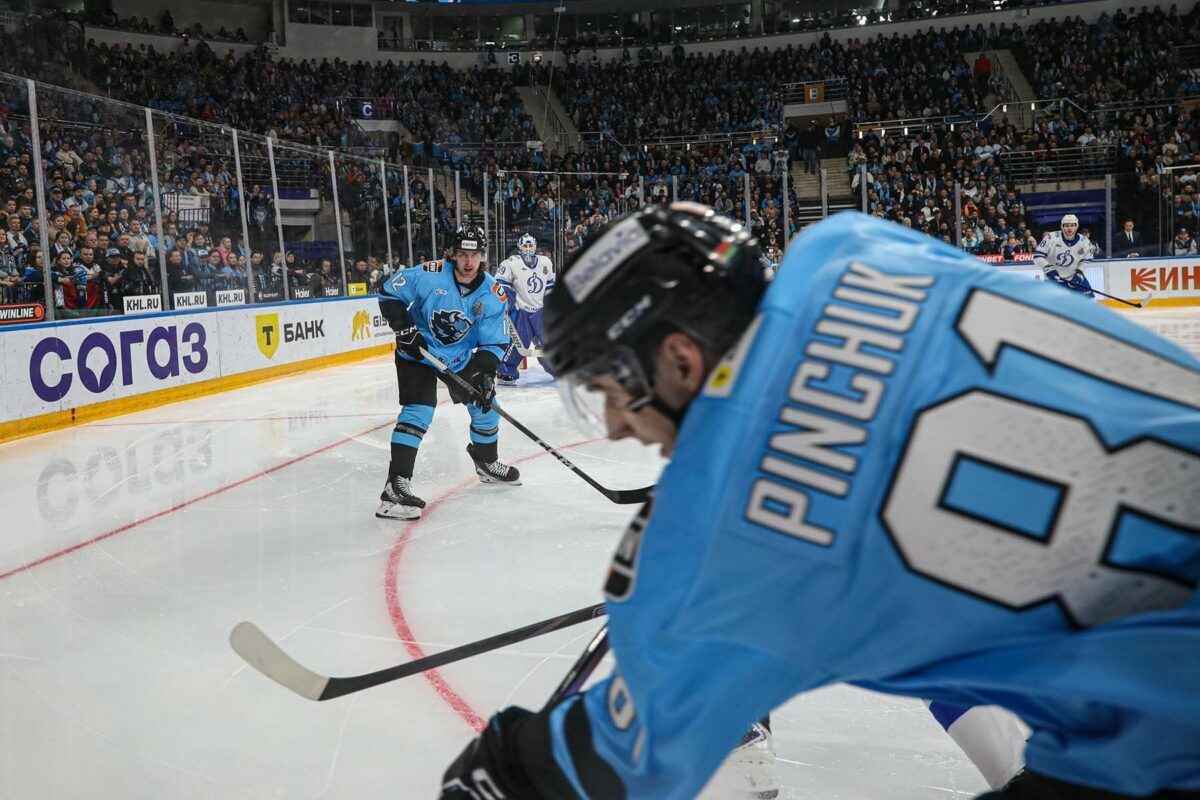 ХК "Динамо-Минск" пообещал МАРТ снизить цены на билеты и сделать скидки 25%