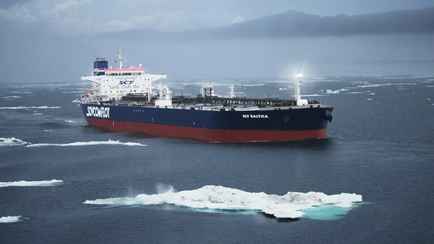 США на 30 дней сняли санкции с российской нефти