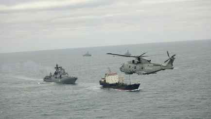 Минобороны Великобритании обвинило Россию в тайной операции с тремя подлодками