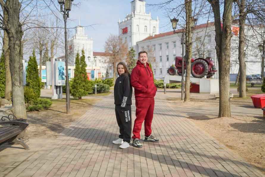 МТЗ предложил белорусам ходить в его спецодежде