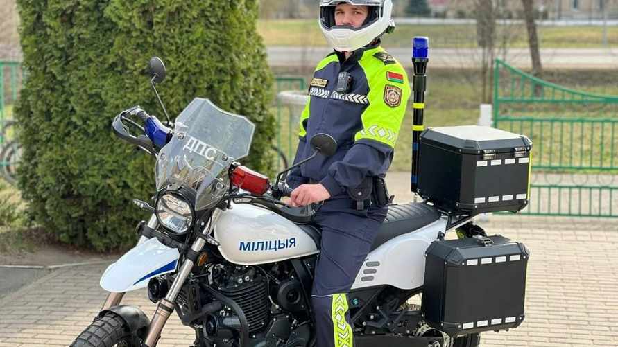 В Слуцке впервые запустили на улицы мотопатруль ГАИ