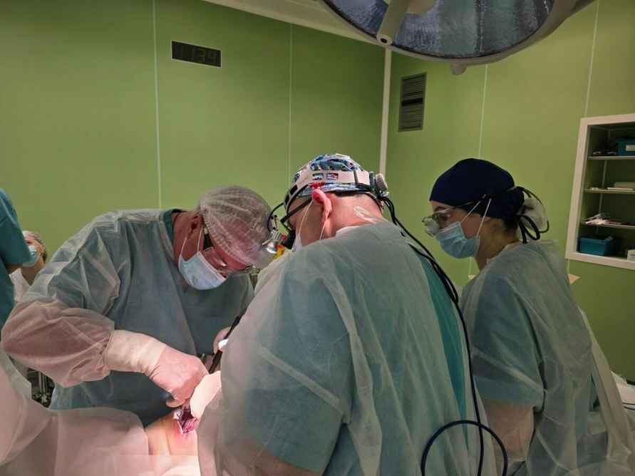 В Минске врачи удалили ребенку опухоль в позвоночнике. Высший пилотаж хирургии мирового уровня