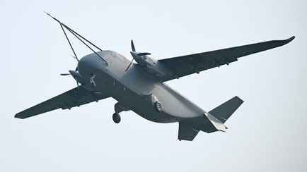 Китай показал мощные беспилотные вертолет и грузовой самолёт