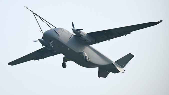 Китай показал мощные беспилотные вертолет и грузовой самолёт