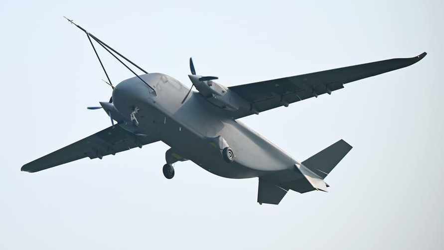 Китай показал мощные беспилотные вертолет и грузовой самолёт