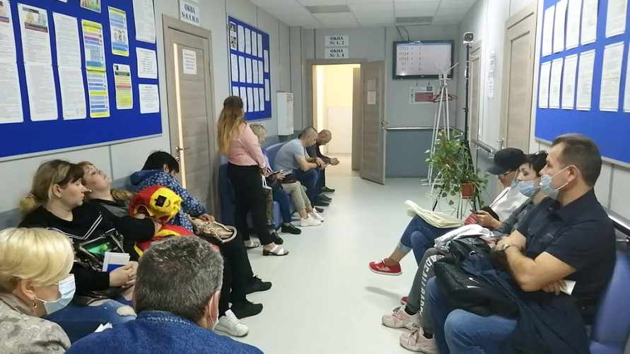 Минтруда пообещало белорусам отмену справок и очередей