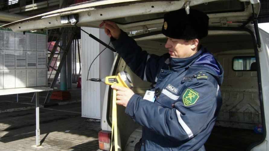 Таможня предупредила белорусов, когда заплатят по 4 евро за кг запчастей