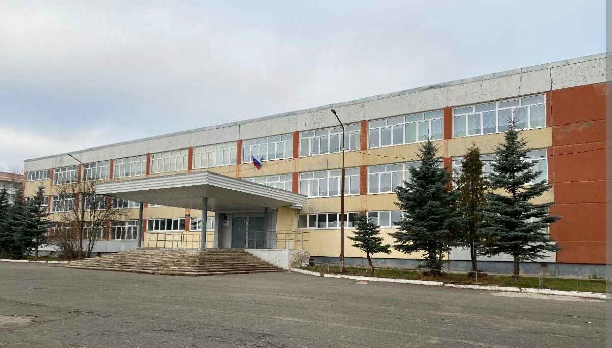 В России старшеклассник напал на учительницу ножом