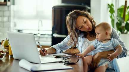 Минтруда объявило конкурс для белорусских бизнес-мам. Какие призы?