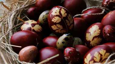 Яйца на Пасху без вреда для здоровья: эпидемиолог объяснила, на что обращать внимание в покупных красителях