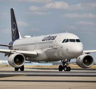 Lufthansa отменила 20 тыс. полётов из-за нехватки авиатоплива