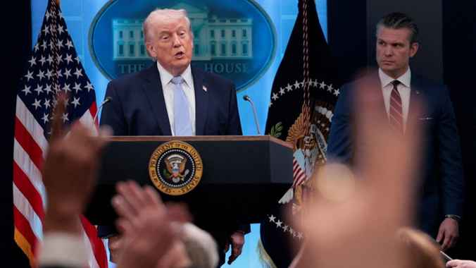 Трамп согласился на двухнедельное прекращение огня в Иране