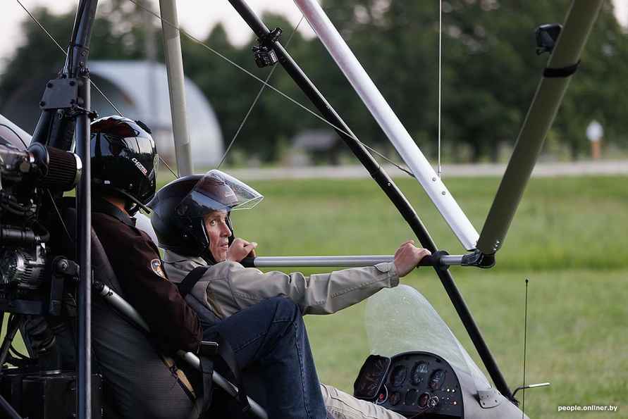 Под Минском разбился дельтаплан с опытным инструктором – двое погибших